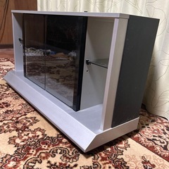 シルバー モダン テレビ台 ガラス扉の画像