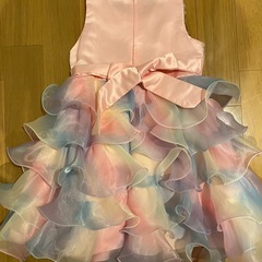 フリルのドレス　130㎝の画像