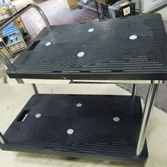 樹脂製 台車 2段 軽量台車 70×45×高さ85.5cm ブラック 滑り止め付き 手押しカート 運搬カート 札幌市 東区 新道東店の画像