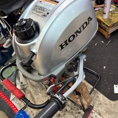 ホンダ2馬力船外機空冷式エンジンの画像