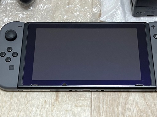 任天堂スイッチ 本体 グレー　