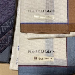 11 ハンカチ　タオル　ブランド　４枚セット　バレンチノ　pierre balmain  ピエールバルマン　コットン　綿　新品未使用　新古品の画像