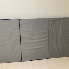 三つ折りマットレスの画像