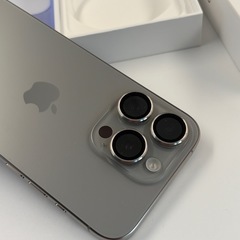 iPhone15PRO 256GB極美品 おまけ色々
　の画像