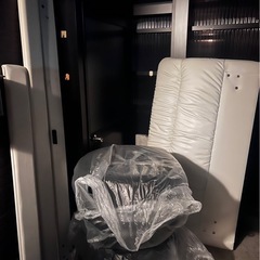ダブルベッドフレームの画像