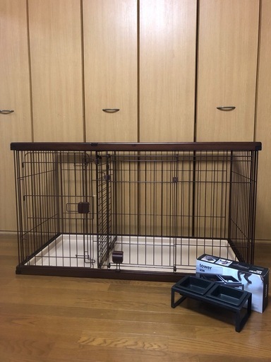 ドッグルームサークル&ペットフードボウルスタンドセット