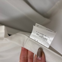 ほぼ新品 サンゲツ 遮光レースカーテンの画像