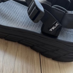 TELIC ブラック スポーツサンダル　26cm ブラックの画像