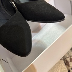 RANDA 25cm クッションインソールアーモンドトゥパンプス   の画像