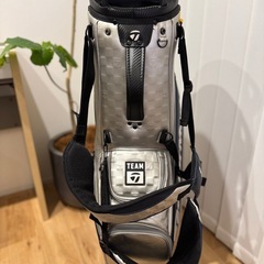 TaylorMade Q I10 キャディバッグ シルバー/ネイビー新品フード付の画像