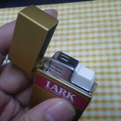 LARK　ラーク　ライター　ゴールドの画像