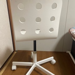 IKEA 子供デスクチェアJULES ユーレスの画像