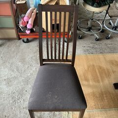 ダイニングテーブルセット四脚つきの画像