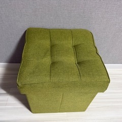 【座れる収納】おしゃれな布製収納スツール（オットマン）/ グリーン・カーキ系の画像