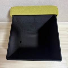 【座れる収納】おしゃれな布製収納スツール（オットマン）/ グリーン・カーキ系の画像