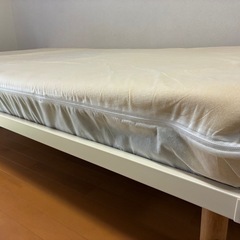 無印良品　足付きマットレス　シングルサイズ　の画像
