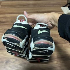 ナイキ エア モア アップテンポ　27.5cmの画像