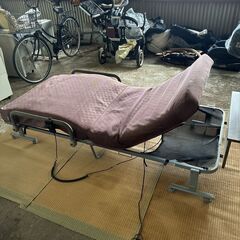 コイズミ　電動介護用ベッドの画像