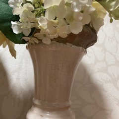 造花と花瓶２セットの画像