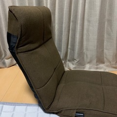 リクライニングレバー付き　座椅子の画像