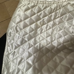 ホワイト キルティング ジャケットとショーツ セットの画像