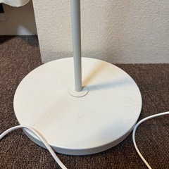 決定　
IKEA レールスタ　フロア照明の画像