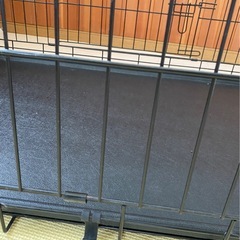 折り畳み式　大型犬用ケージの画像