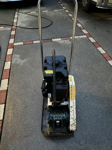 転压機