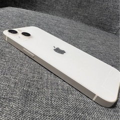 極美品　iPhone 13 128GB スターライト　SIMフリーの画像