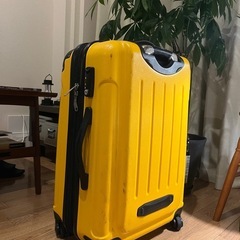 スーツケースの画像