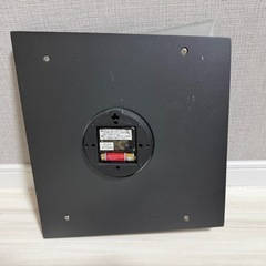 【モダンデザイン】ガラス製 スタイリッシュな置き時計／壁掛け時計 (単三電池式)の画像