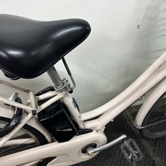 東京23区配達無料🌈新基準　ブリヂストン アシスタ　8.9Ah リチウム 電動自転車 中古　BS 1371の画像