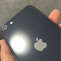 激安　iPhone SE 第3世代　64GB ミッドナイト　SIMフリーの画像