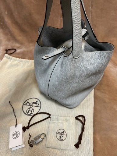 エルメス HERMES ピコタンロック MMホワイト白色系