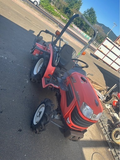 クボタ　トラクター