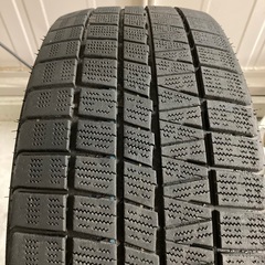 スタッドレスタイヤ 225/45R18   950XL 4本　18インチの画像