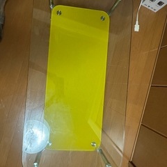 ガラステーブル
の画像