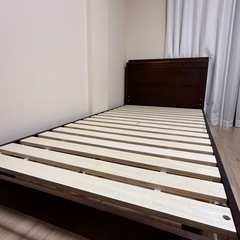 【11/2引渡し】シングルベッドフレーム ダークブラウン コンセント付きの画像