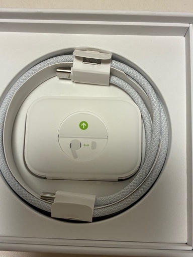限定保証あり　新古品　air pods pro第2世代　MagSafe充電ケース(USB-C)付き AirPods Pro 2　MTJ