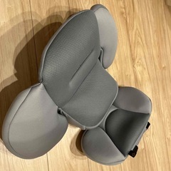 Combi THE S  　チャイルドシートの画像