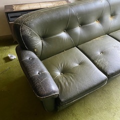 大型ソファー差し上げます♪の画像