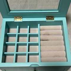 アクセサリーケースの画像