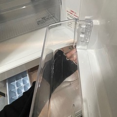 三菱 冷蔵庫ブラック の画像