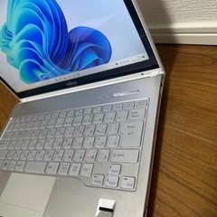 SH90/M MS-Office2024 SSHD500GBタッチパネルの画像