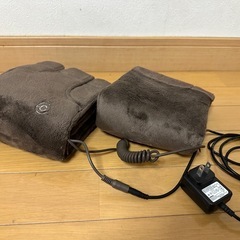🉐クッション他2点まとめ売りの画像