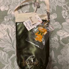 Harrods新品ペットボトルカバーの画像
