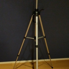  Amazonベーシック 軽量三脚 カメラ用(全高152.4cm キャリングバッグ付)の画像