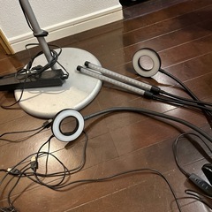LEDスタンドライトクリップ、ライト3つの4つのセットの画像