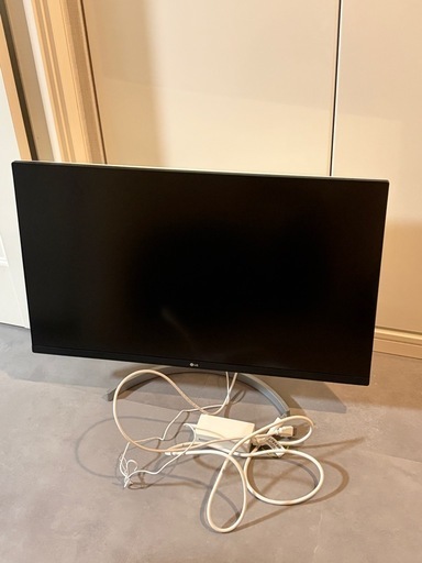 LG モニター31.5いんち31.５インチ