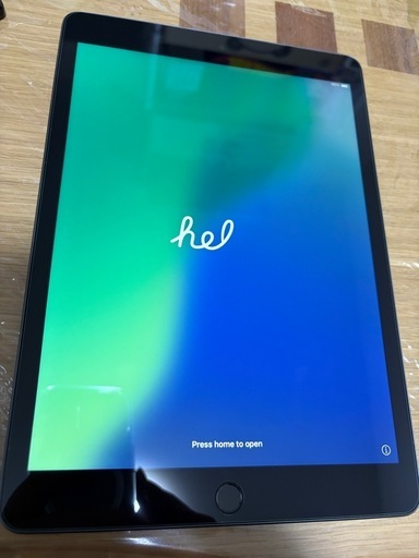 ipad 第9世代　wifi 64gb 
グレー
